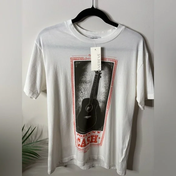 Daydreamer Johnny Cash Tee with Guitar Print - Picture 3 of 5